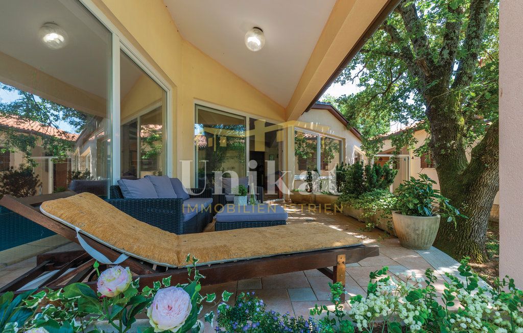 Enonadstropna hiša z wellness prostorom